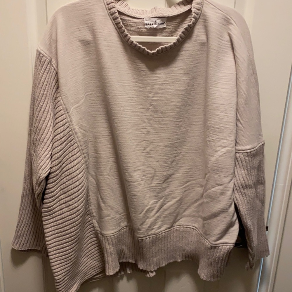 Asymmetrical Sweatshirt